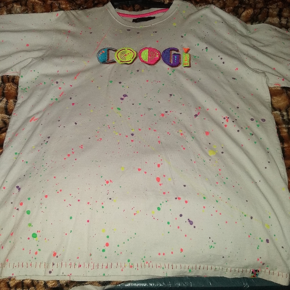 Coogi t shirt paint splattered design